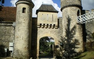 chateau de Cénevières